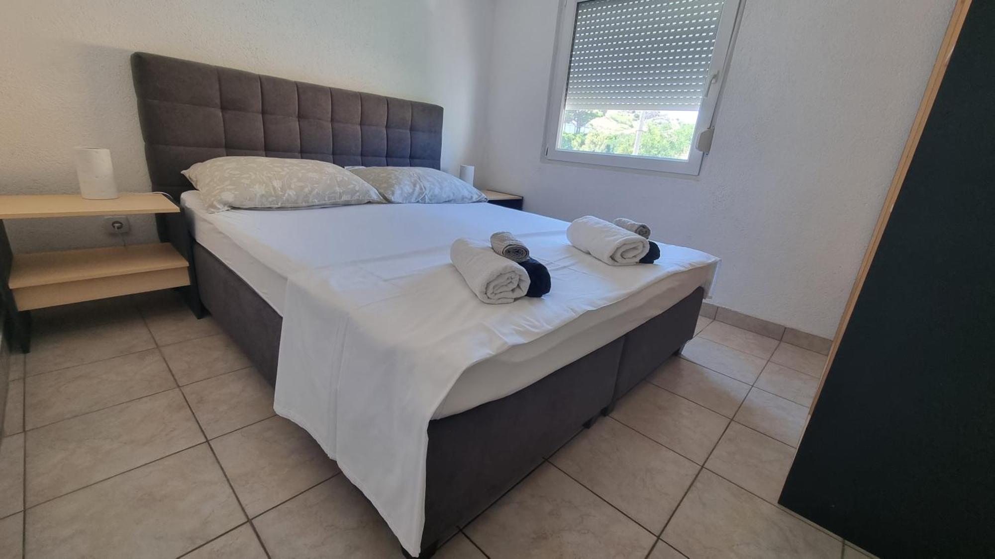 Apartments Seso Pag Town Dış mekan fotoğraf
